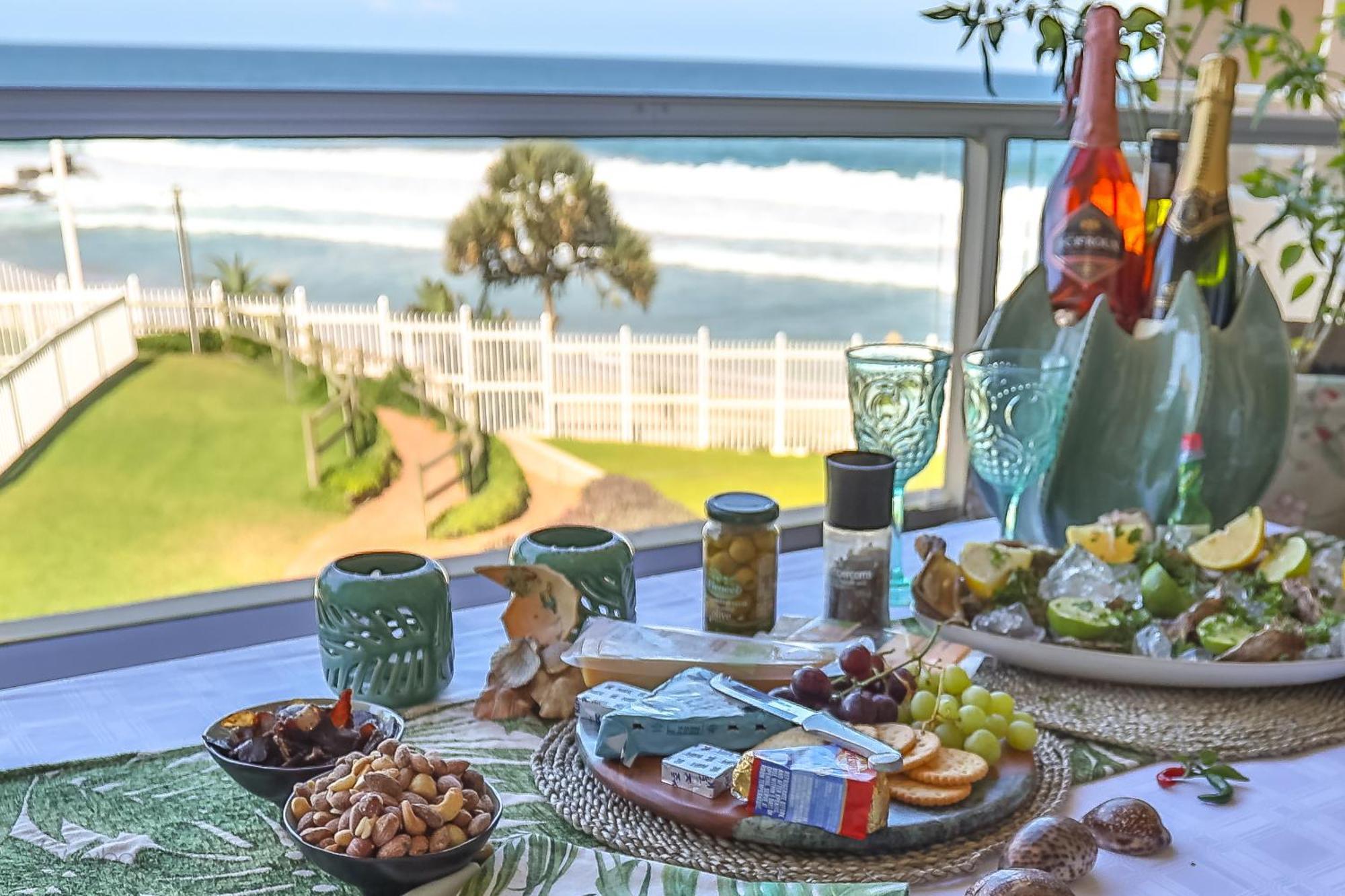Sands Beach Breaks Luxury Beach Front Ballito Exteriör bild