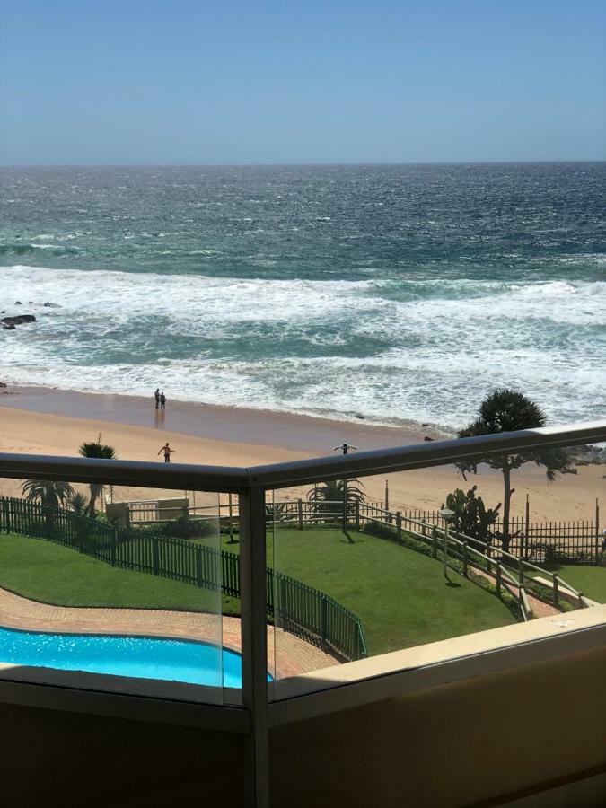Sands Beach Breaks Luxury Beach Front Ballito Exteriör bild