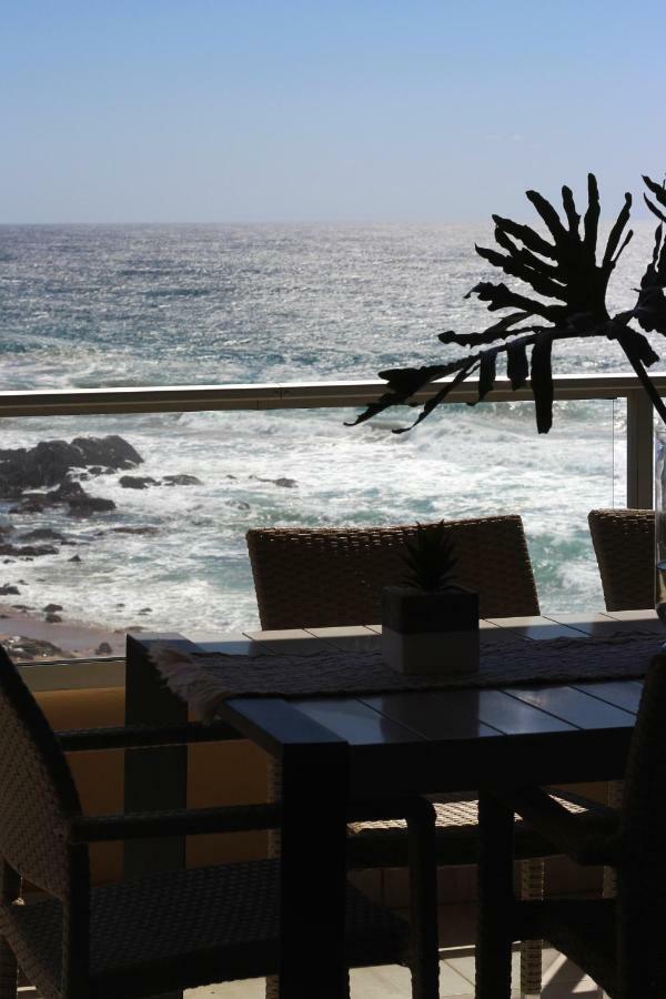 Sands Beach Breaks Luxury Beach Front Ballito Exteriör bild