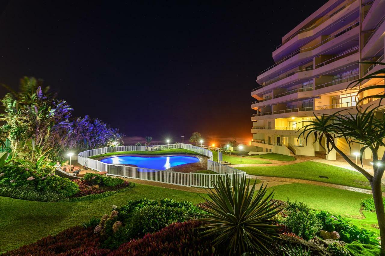 Sands Beach Breaks Luxury Beach Front Ballito Exteriör bild